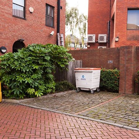 Russell Scott Backpackers Hostel Leeds  Exteriör bild