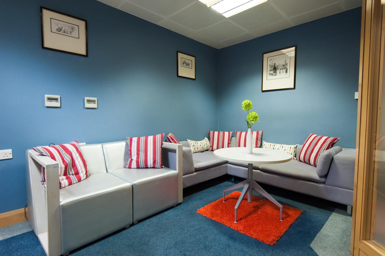 Russell Scott Backpackers Hostel Leeds  Exteriör bild